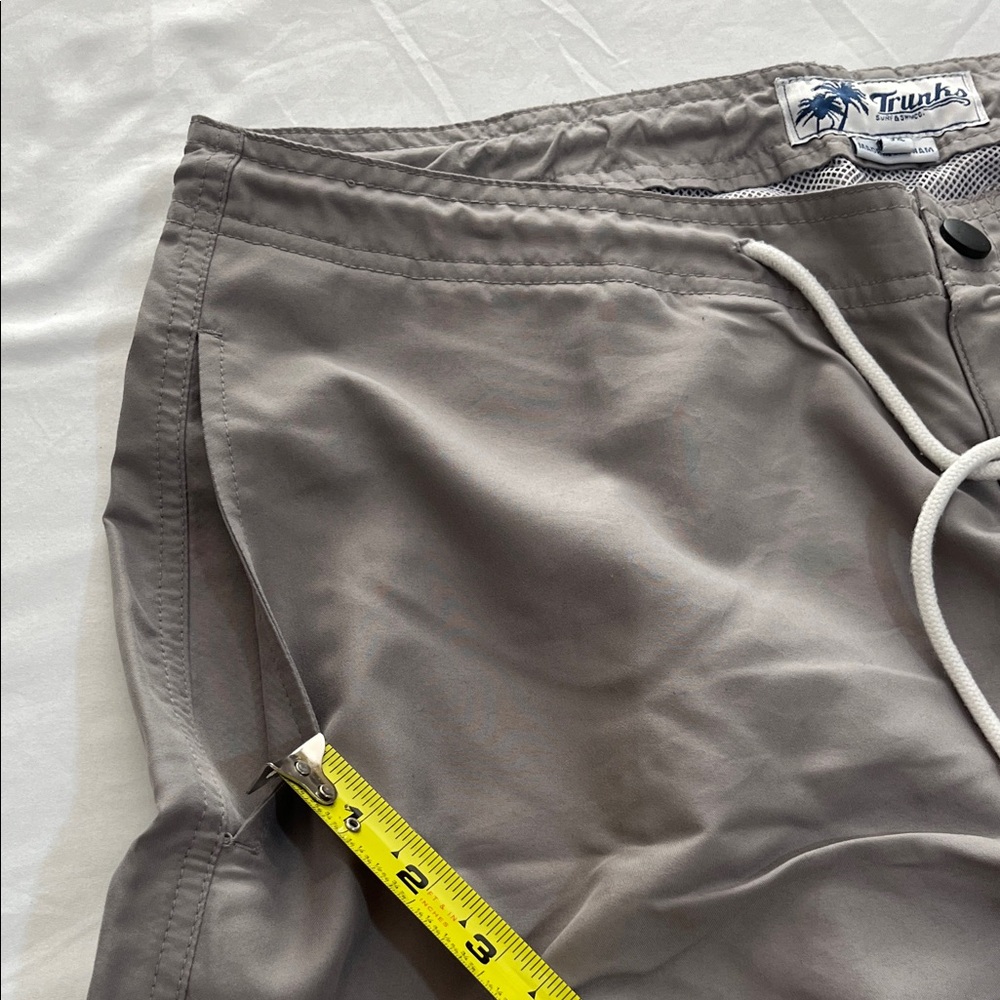 Men's Gray Swim Trunks 34 waist - Picture 9 of 12